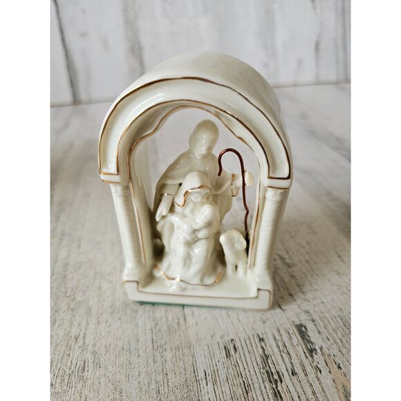 Vintage porcelain Joseph Mary Jesus lamb white religious statue figuring decor - Picture 1 of 7